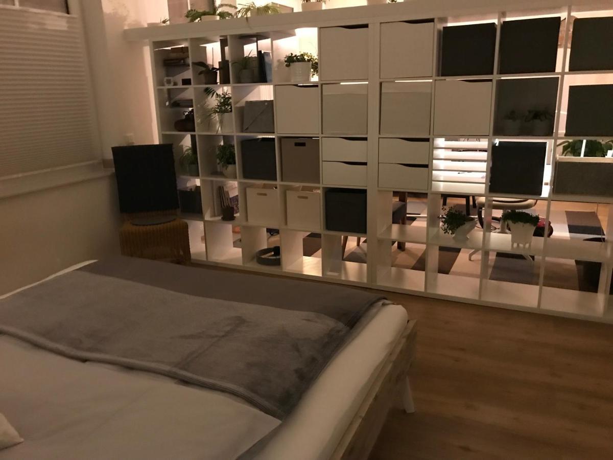 Ferienwohnung City-Apartment Swifts เครเฟลด์ ภายนอก รูปภาพ